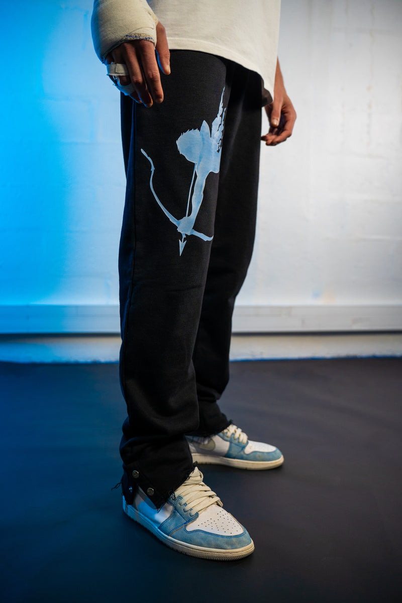 UNISEX BLACK SWEATPANTS