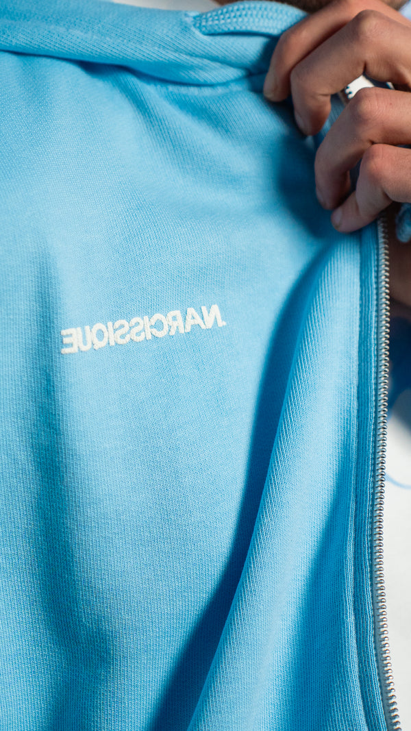 ESSENTIAL ZIPPER SKY BLUE